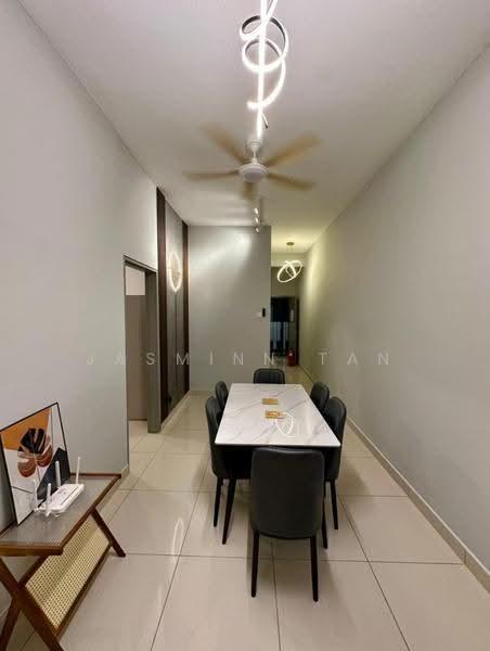 Pangsapuri untuk Disewa di D7 (D'Seven Lagoon Perdana) - Jasminn Tan - Dining Room - PropertyGuru.com.my