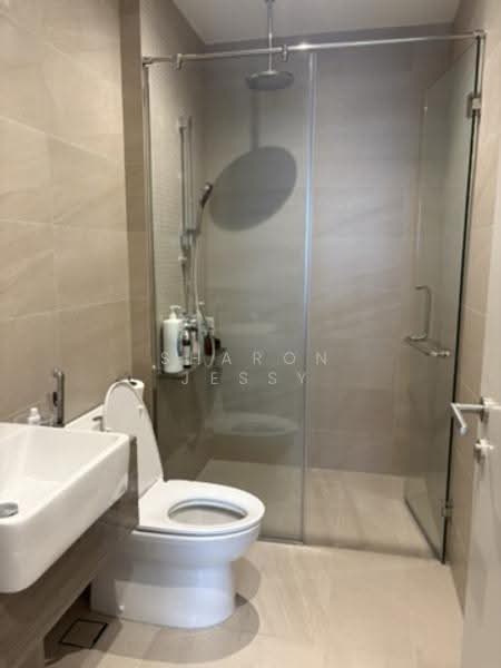 Service Residence for Rent at Edelweiss @ Tropicana Gardens - Sharon Jessy - Master Bathroom - PropertyGuru.com.my