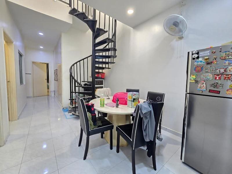 1.5-storey Terraced House for Sale in Bandar Indahpura (Kulai) - Austing Ng - Interior - PropertyGuru.com.my
