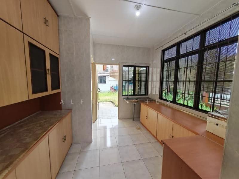 1-storey Terraced House for Sale in Taman Matang Jaya (Kuching) - Alfred Chua - Kitchen - PropertyGuru.com.my