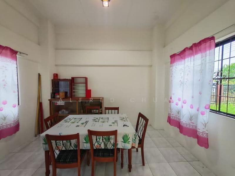 1-storey Terraced House for Sale in Taman Matang Jaya (Kuching) - Alfred Chua - Dining Room - PropertyGuru.com.my