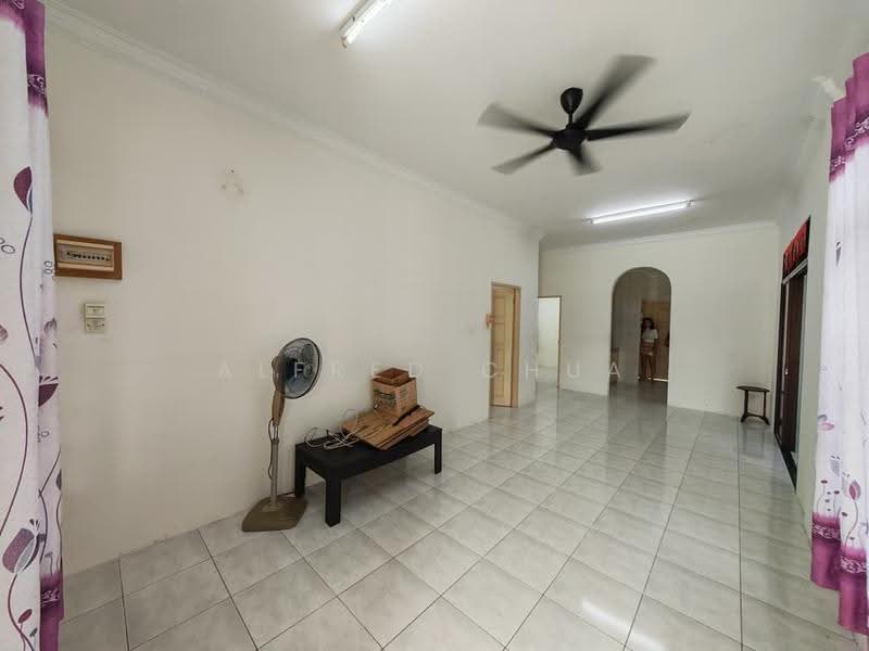 1-storey Terraced House for Sale in Taman Matang Jaya (Kuching) - Alfred Chua - Living Room - PropertyGuru.com.my