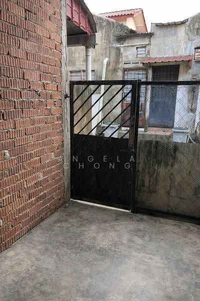 1-storey Terraced House for Sale in Kluang (Johor) - Angela Chong - Exterior - PropertyGuru.com.my
