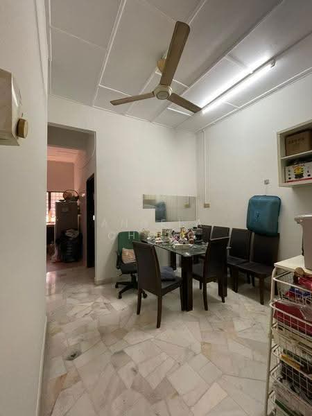 1-storey Terraced House for Sale in Kluang (Johor) - Angela Chong - Dining Room - PropertyGuru.com.my