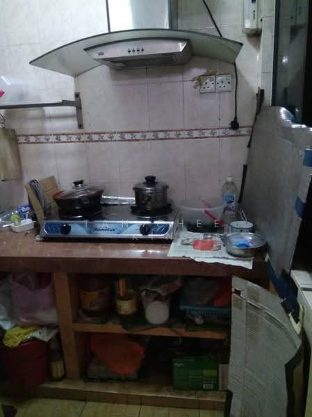 Apartment for Sale at Bayu Puteri - Tan Chee Kin - Kitchen - PropertyGuru.com.my