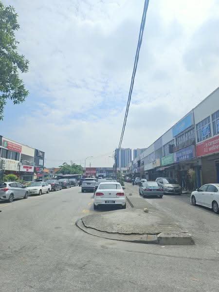 Shop for Rent in Taman Overseas Union (Taman Oug) (Jalan Klang Lama (Old Klang Road)) - ALVIN LIM - Exterior - PropertyGuru.com.my
