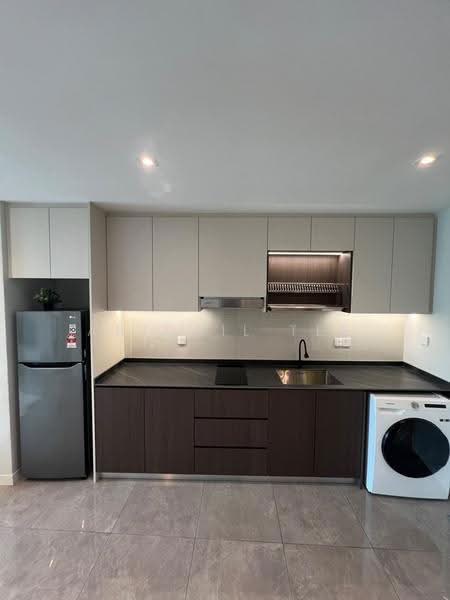 Service Residence for Rent at Ooak Serviced Apartments @ Kiara 163 - Abigail Tee - Kitchen - PropertyGuru.com.my