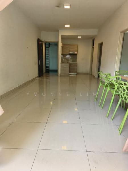 Kediaman Servis untuk Dijual di PARC Regency (Residensi Masai) - Yvonne Lim - Living Room - PropertyGuru.com.my