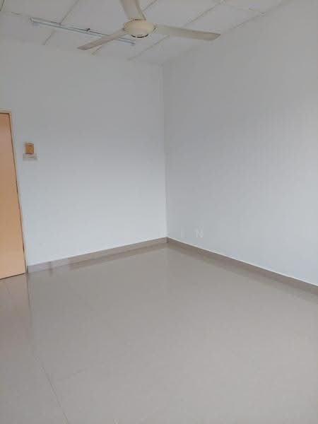 2-storey Terraced House for Sale in Seksyen 2, Taman Kinrara (Puchong) - Eu Gin - Interior - PropertyGuru.com.my