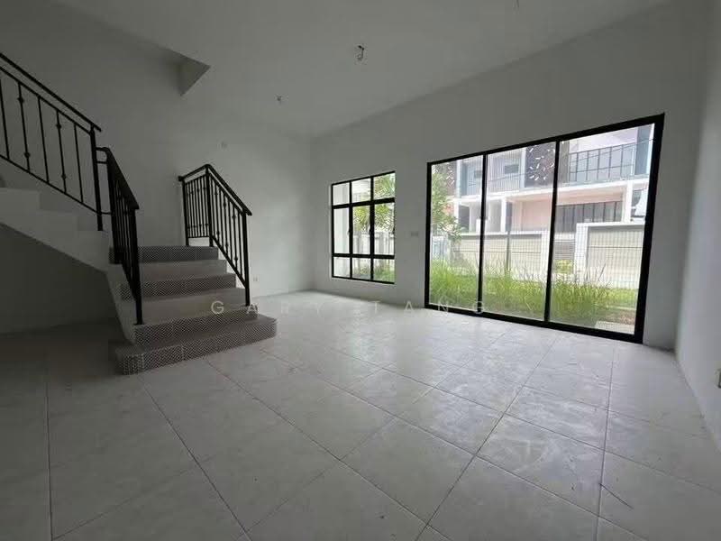 Rumah Teres 2-Tingkat untuk Dijual di Panorama Lapangan Perdana (Ipoh) - Gary Tang - Living Room - PropertyGuru.com.my