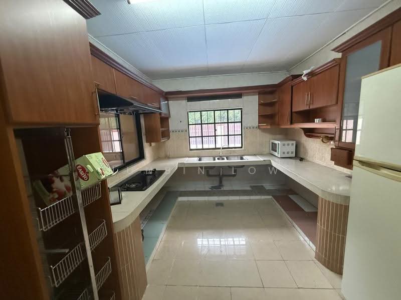 2-storey Terraced House for Sale in Bandar Kinrara Seksyen 5 (Bandar Kinrara) - Junbin Low - Kitchen - PropertyGuru.com.my