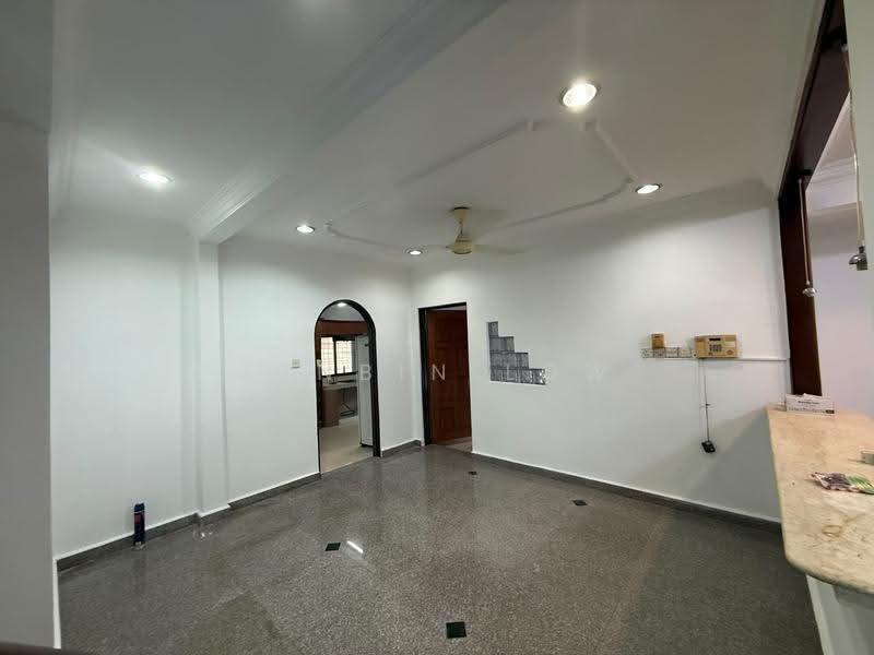 2-storey Terraced House for Sale in Bandar Kinrara Seksyen 5 (Bandar Kinrara) - Junbin Low - Living Room - PropertyGuru.com.my