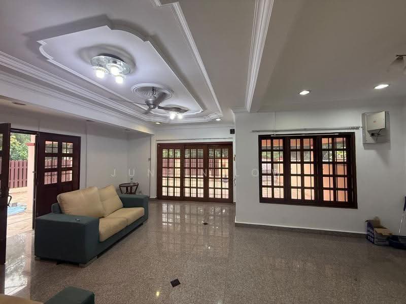 2-storey Terraced House for Sale in Bandar Kinrara Seksyen 5 (Bandar Kinrara) - Junbin Low - Living Room - PropertyGuru.com.my