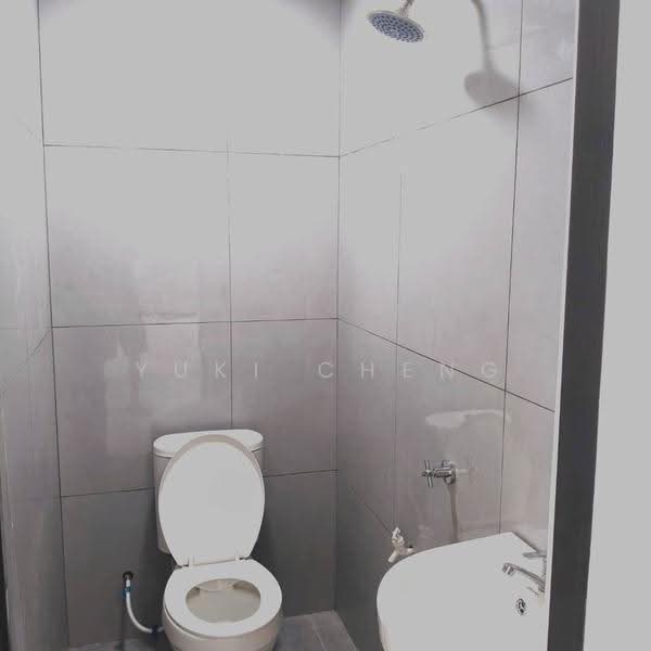 Rumah Teres 2-Tingkat untuk Dijual di Taman Desa Tebrau (Tebrau) - Yuki Cheng - Bathroom - PropertyGuru.com.my