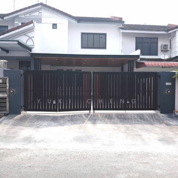 Rumah Teres 2-Tingkat untuk Dijual di Taman Desa Tebrau (Tebrau) - Yuki Cheng - Exterior - PropertyGuru.com.my