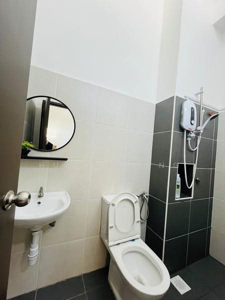 Terraced House for Rent in Kota Tinggi (Johor) - Hubert Pang - Bathroom - PropertyGuru.com.my