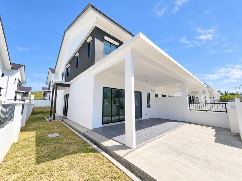 Semi-Detached House for Sale in Taman Scientex Rawang (Rawang) - Lucas Loh - Exterior - PropertyGuru.com.my
