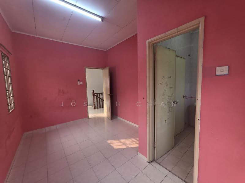 Rumah Teres 2-Tingkat untuk Dijual di Seksyen 7 (Shah Alam) - Joseph Chan - Interior - PropertyGuru.com.my