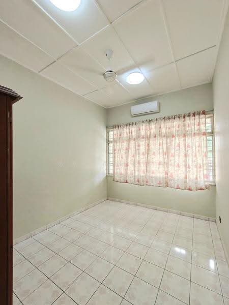 Rumah Teres 1-Tingkat untuk Disewa di Taman Perling (Perling) - Samantha Tang - PropertyGuru.com.my