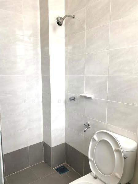 Townhouse for Rent in Taman Bukit Serdang (Seri Kembangan) - Brandon Yee - Bathroom - PropertyGuru.com.my
