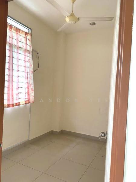 Townhouse for Rent in Taman Bukit Serdang (Seri Kembangan) - Brandon Yee - Interior - PropertyGuru.com.my