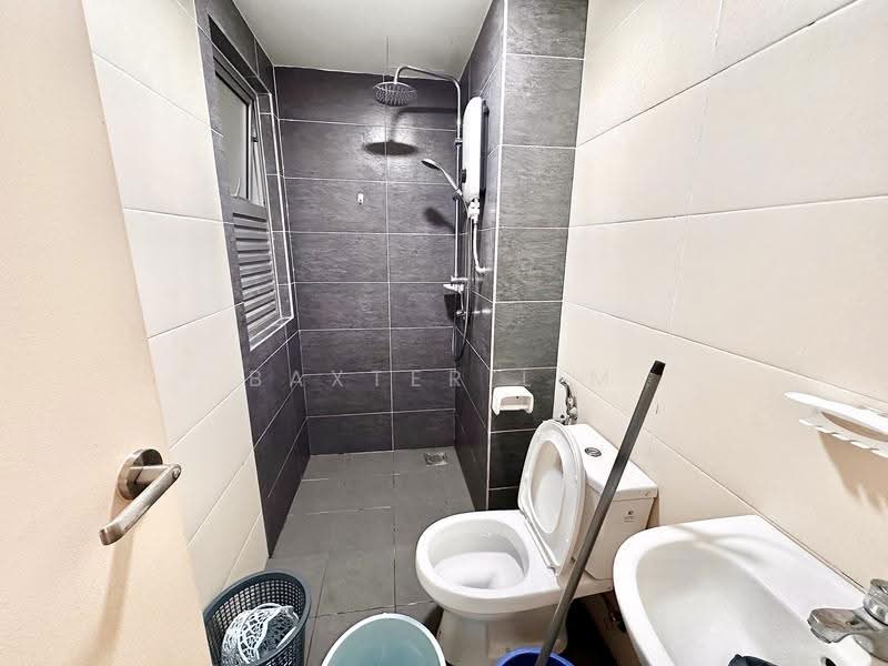 Kondominium untuk Disewa di Aspire Residence - Baxter Lim - Bathroom - PropertyGuru.com.my