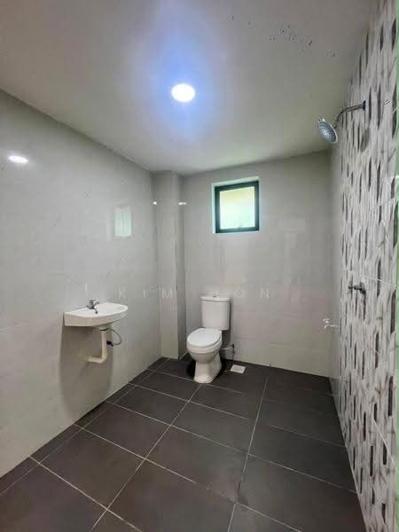 Rumah Teres 2-Tingkat untuk Dijual di Skudai (Johor) - Kim Hon - Bathroom - PropertyGuru.com.my