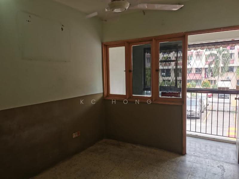 Pangsapuri untuk Disewa di Dahlia Apartment - KC Hong - Balcony - PropertyGuru.com.my