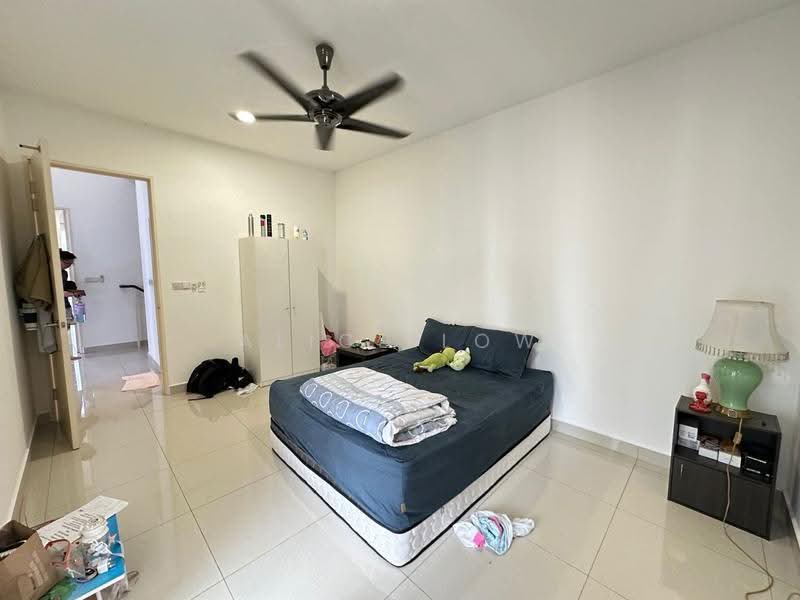Semi-Detached House for Sale in Rawang (Selangor) - Alice Low - Bedroom - PropertyGuru.com.my