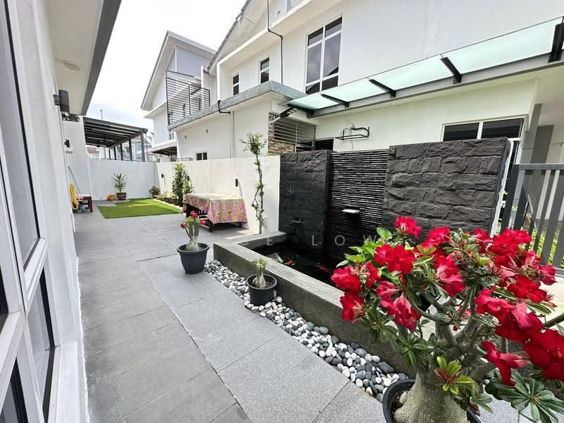 Semi-Detached House for Sale in Rawang (Selangor) - Alice Low - Exterior - PropertyGuru.com.my