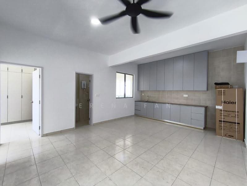 Pangsapuri untuk Disewa di RESIDENSI SELANGORKU OLEANDER - Serena Fan - Dining area - PropertyGuru.com.my