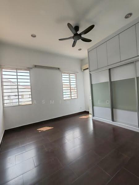Rumah Berkembar untuk Dijual di Setia Damai (Setia Alam) - Jasmine Teo - Bedroom - PropertyGuru.com.my