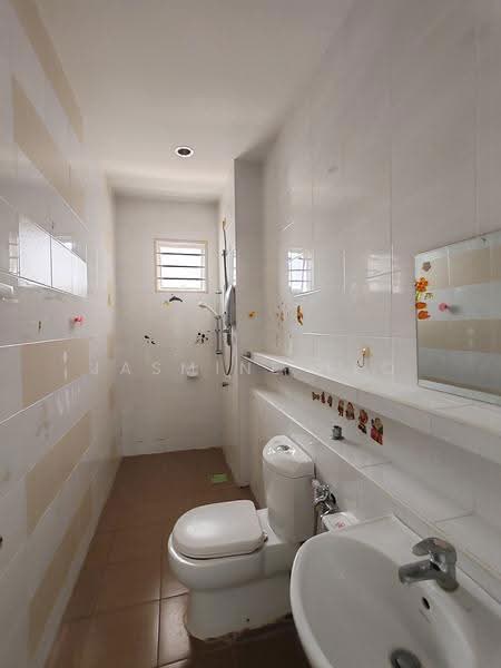 Rumah Berkembar untuk Dijual di Setia Damai (Setia Alam) - Jasmine Teo - Bathroom - PropertyGuru.com.my