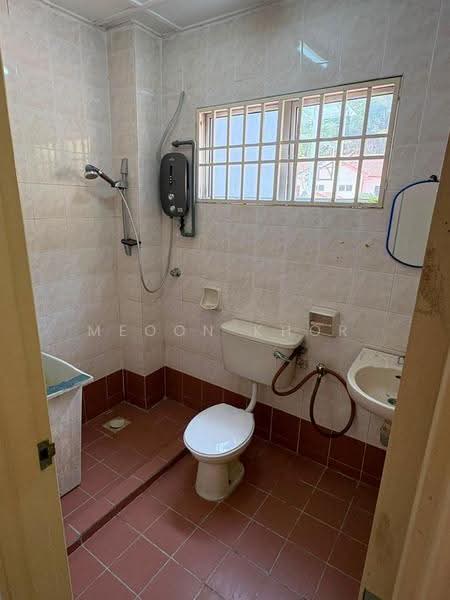 2-storey Terraced House for Sale in Rawang Perdana 2 (Rawang) - Meoon Khor - Bathroom - PropertyGuru.com.my