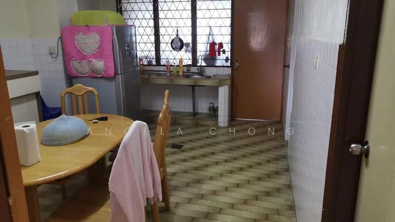 2-storey Terraced House for Rent in Taman Pelangi (Johor Bahru) - Angela Chong - Kitchen - PropertyGuru.com.my