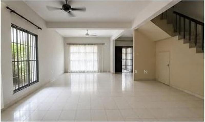 2-storey Terraced House for Sale in Petaling Jaya (Selangor) - Vincent Wan - Living Room - PropertyGuru.com.my