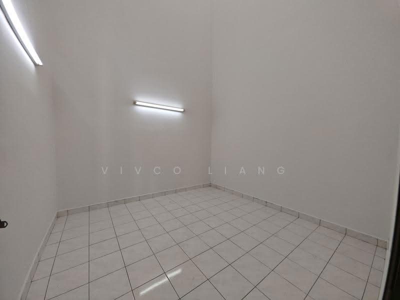1.5-storey Terraced House for Sale in Taman Molek (Johor Bahru) - Vivco Liang - Interior - PropertyGuru.com.my
