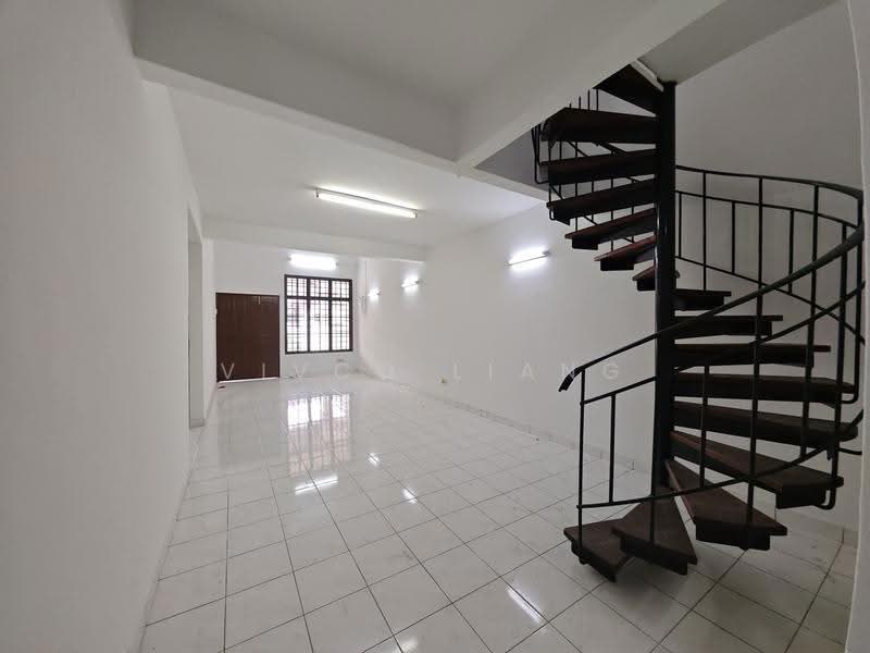 1.5-storey Terraced House for Sale in Taman Molek (Johor Bahru) - Vivco Liang - Interior - PropertyGuru.com.my
