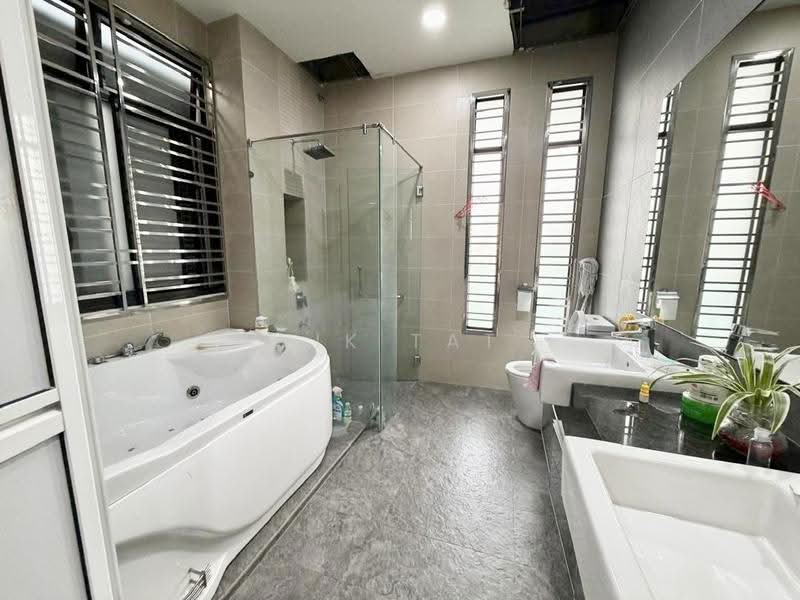 Semi-Detached House for Sale in Taman Desa Tebrau (Tebrau) - Yik Tat - PropertyGuru.com.my