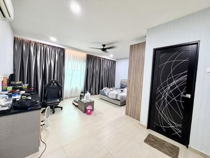 Semi-Detached House for Sale in Taman Desa Tebrau (Tebrau) - Yik Tat - PropertyGuru.com.my