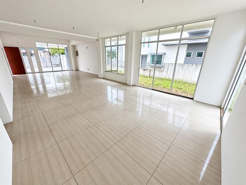 Bungalow House for Sale in Bandar Country Homes (Rawang) - Lucas Loh - Living Room - PropertyGuru.com.my