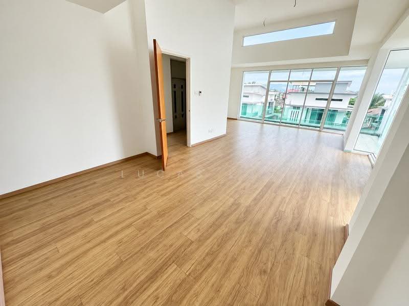Bungalow House for Sale in Bandar Country Homes (Rawang) - Lucas Loh - Living Room - PropertyGuru.com.my