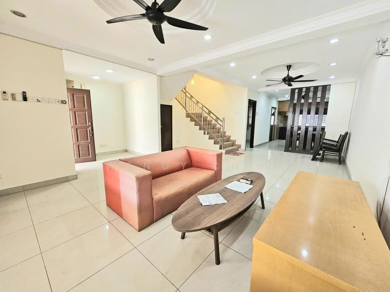 Rumah Teres 2-Tingkat untuk Dijual di TAMAN PUCHONG UTAMA (Puchong) - Wendy Chin - Living Room - PropertyGuru.com.my