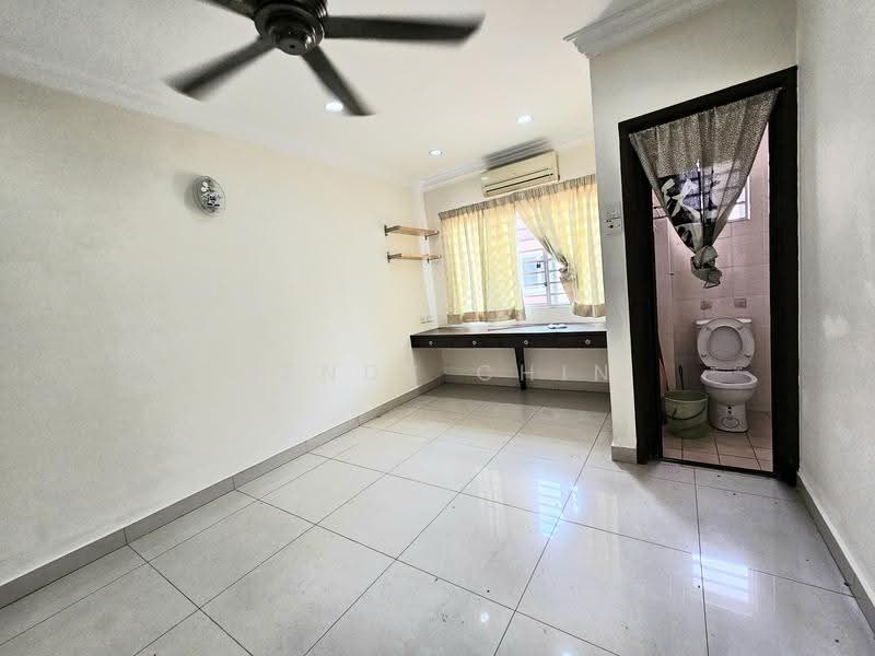 Rumah Teres 2-Tingkat untuk Dijual di TAMAN PUCHONG UTAMA (Puchong) - Wendy Chin - Bathroom - PropertyGuru.com.my