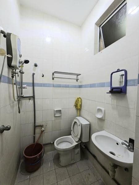 Rumah Teres 2-Tingkat untuk Dijual di TAMAN PUCHONG UTAMA (Puchong) - Wendy Chin - Bathroom - PropertyGuru.com.my