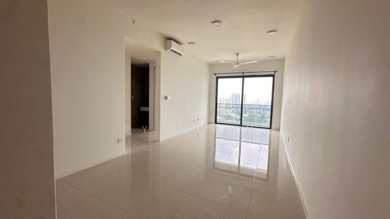 Kediaman Servis untuk Disewa di Edelweiss @ Tropicana Gardens - Ryan Tan - Living Room - PropertyGuru.com.my
