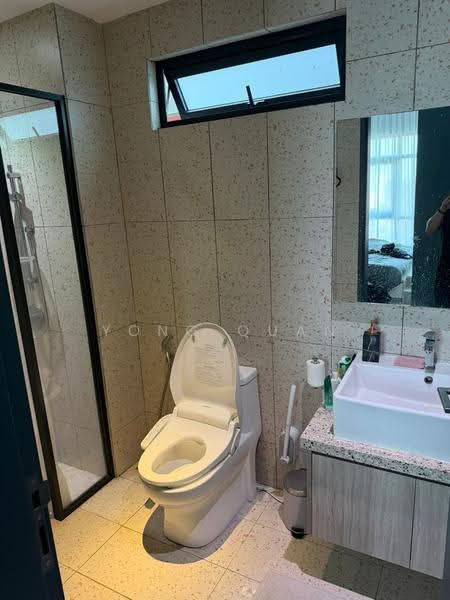 Service Residence for Sale at The Rosewoodz @ Bukit Jalil - Yong Quan - Bathroom - PropertyGuru.com.my