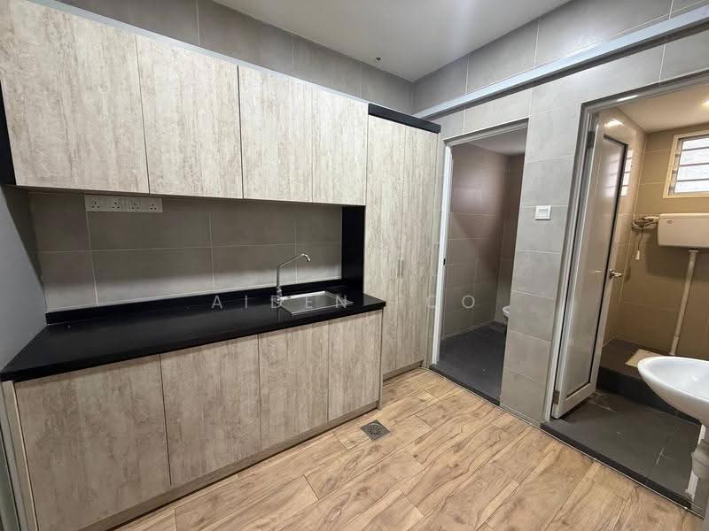 Kedai untuk Disewa di Bandar Puteri Puchong (Puchong) - Aiden Foo - Bathroom - PropertyGuru.com.my