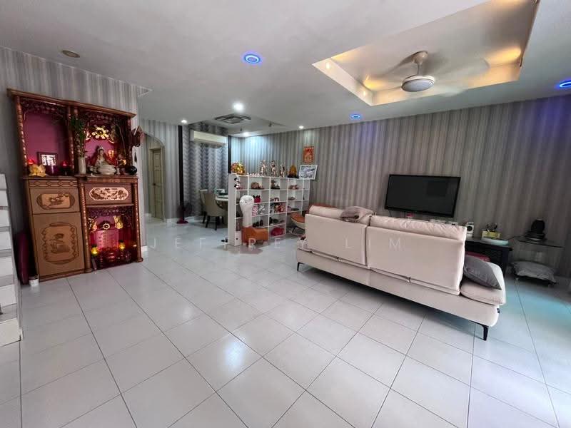 Rumah Teres 2-Tingkat untuk Dijual di Taman Seri Orkid (Skudai) - Jeffrey Lim - Living Room - PropertyGuru.com.my