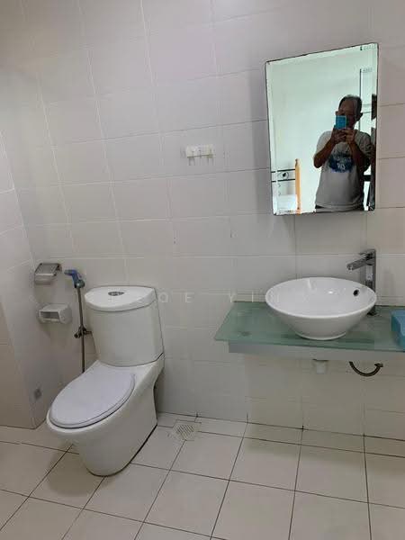 Kediaman Servis untuk Disewa di Greenfield Regency - Chloe Ying - Bathroom - PropertyGuru.com.my